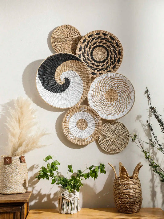 Hand-Woven Wicker Wall Hanging Ornament